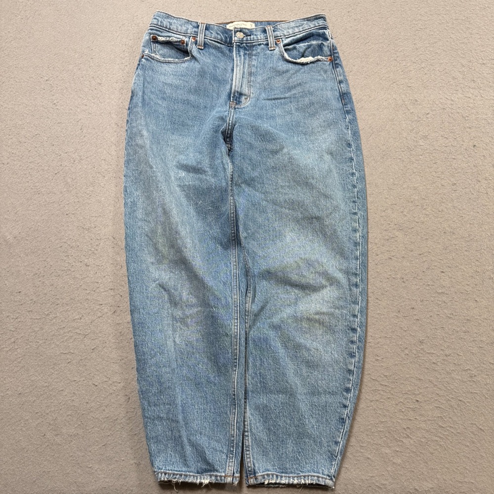 Abercrombie & Fitch Jeans Women's 29/8S Blue Denim 80s Moms High Rise Light Wash